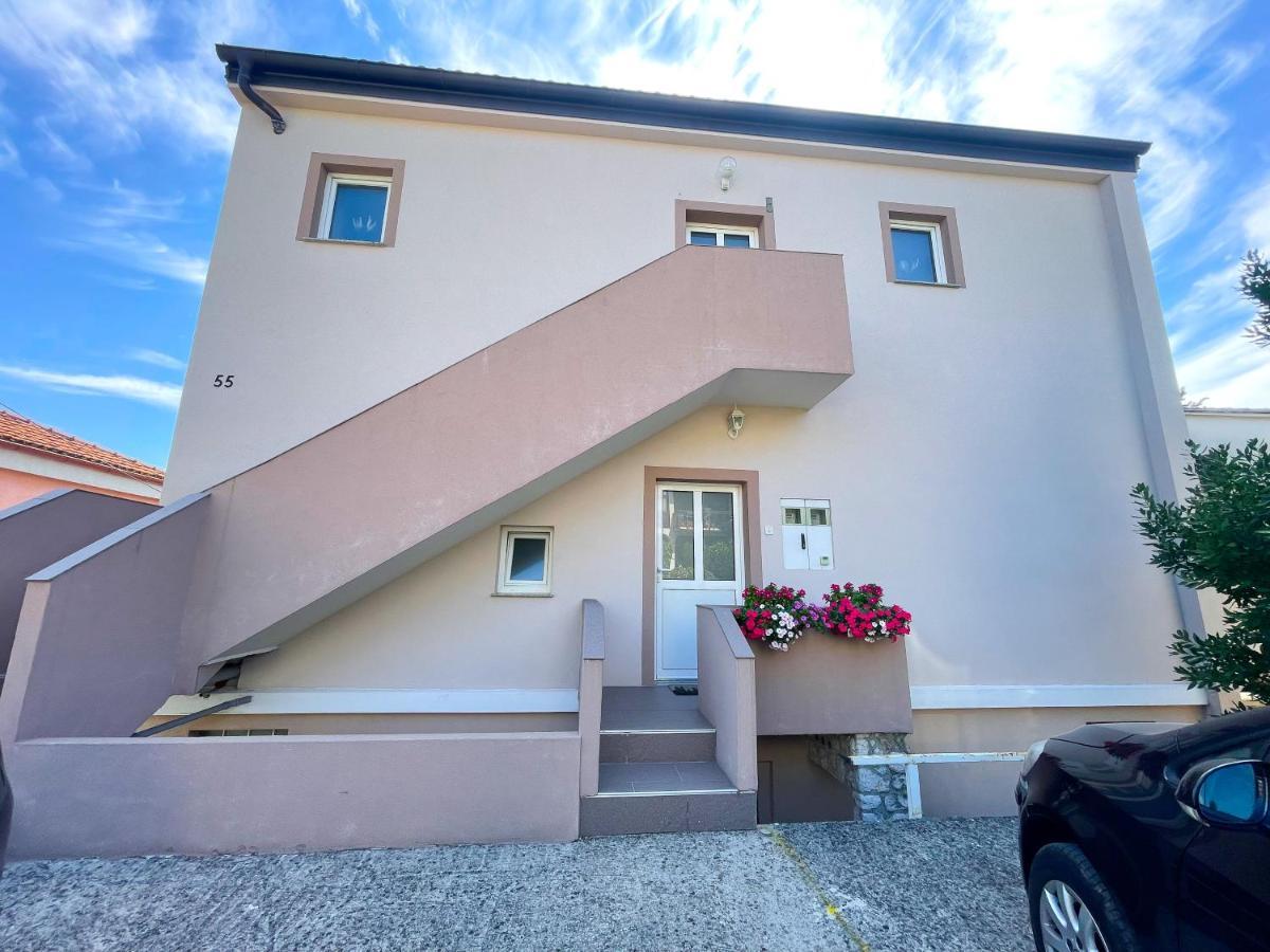 Apartment Nika 2 Dramalj Esterno foto